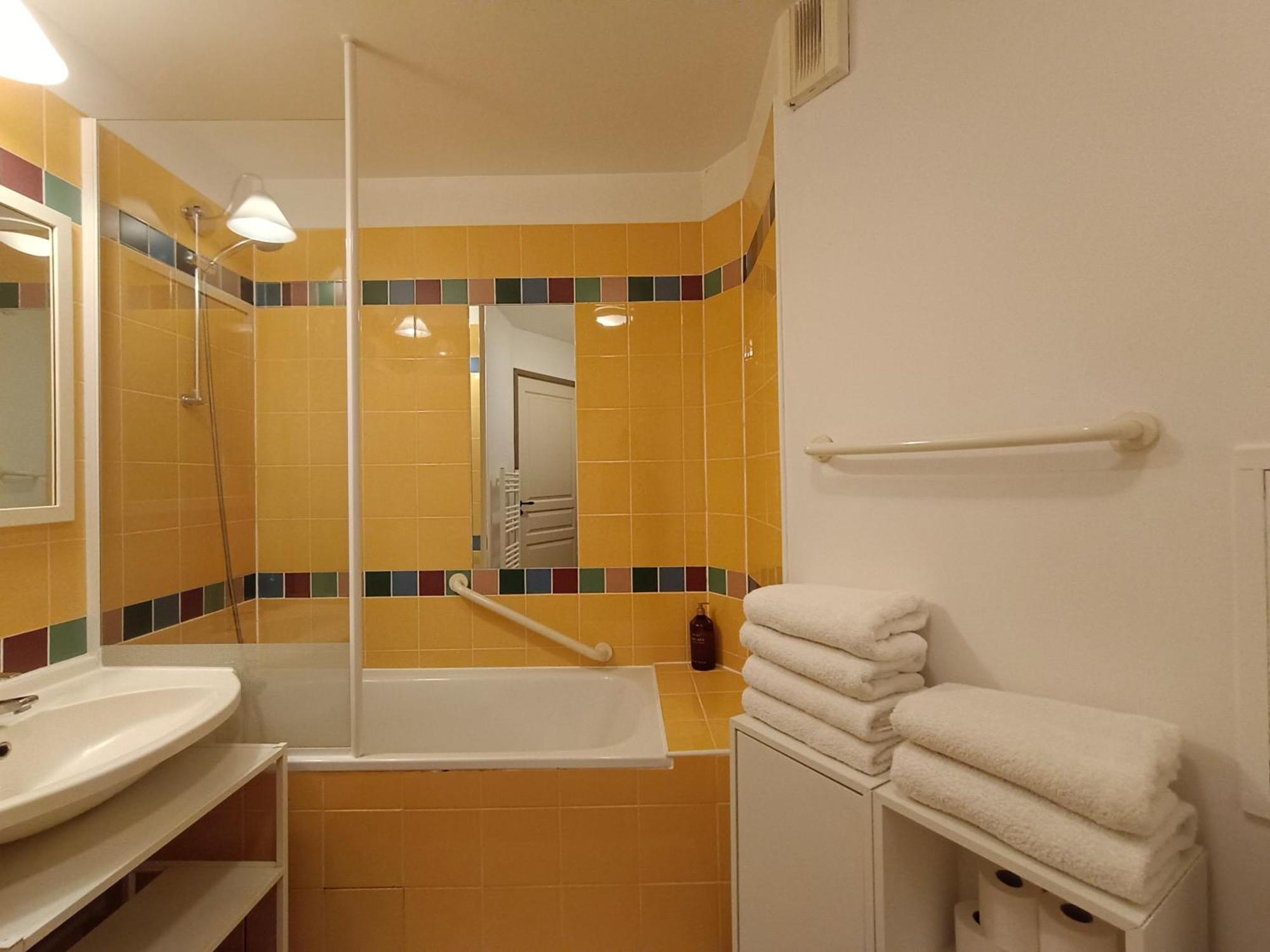 Ferienwohnung T1 Bis Avec Piscine Vue Golf Et Montagnes Arcangues Zimmer foto